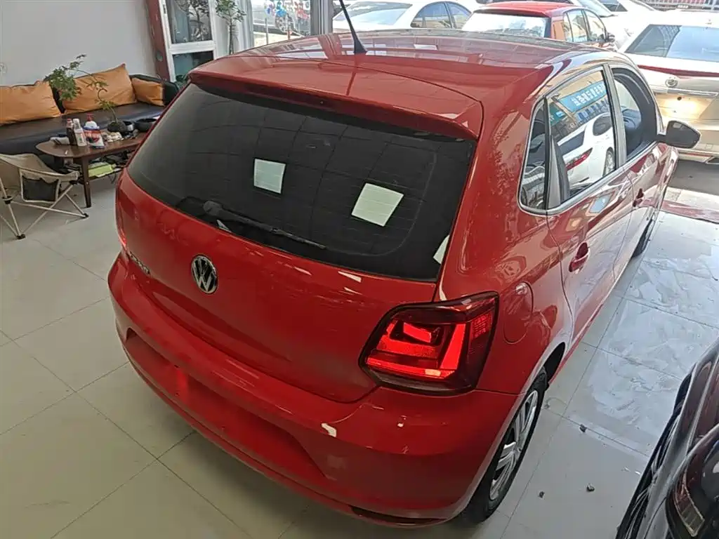 Volkswagen Polo 2018 1.5L Auto Safe Drive фото 7