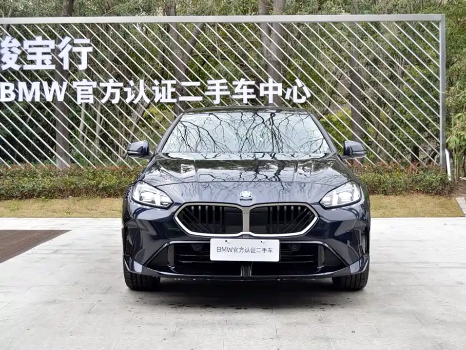 BMW 2 Series 2025 225L M Sport Package фото 5