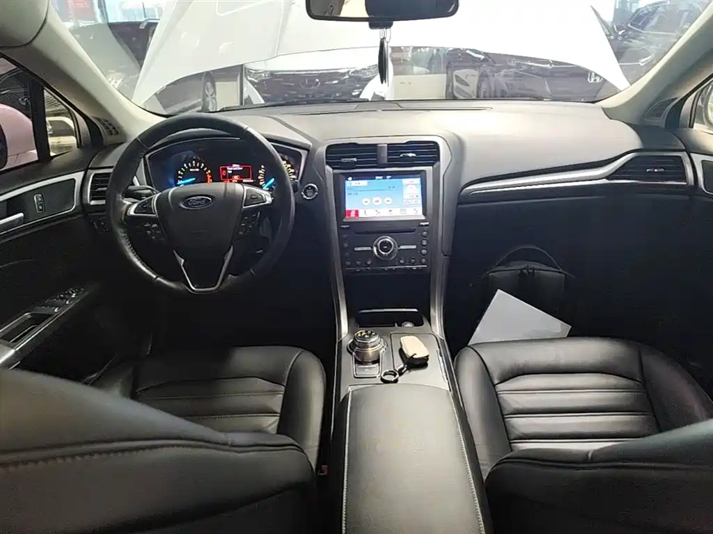 FORD MONDEO