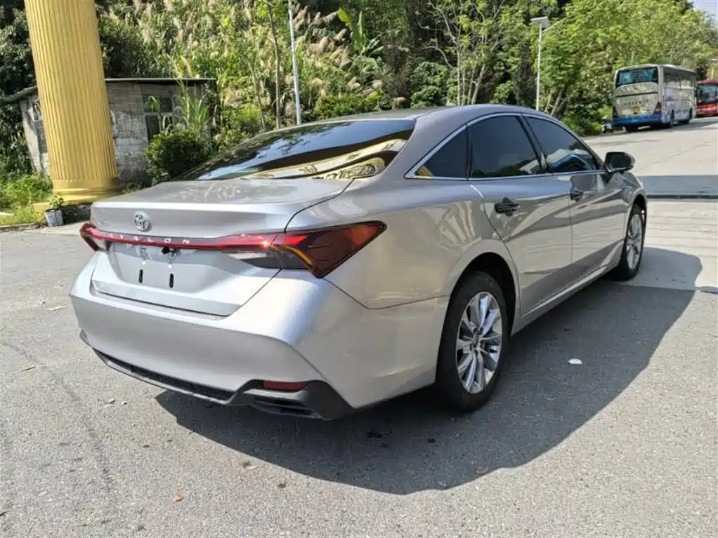 Toyota Avalon 2024 Model 2.0L Progressive Edition фото 3