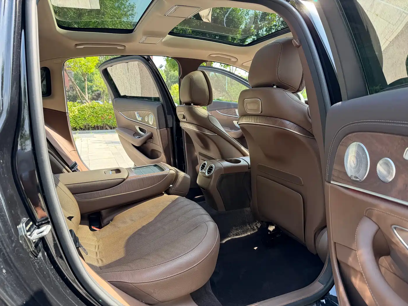 Mercedes-Benz E-Class 2020 Facelift E 300 L Exclusive фото 18