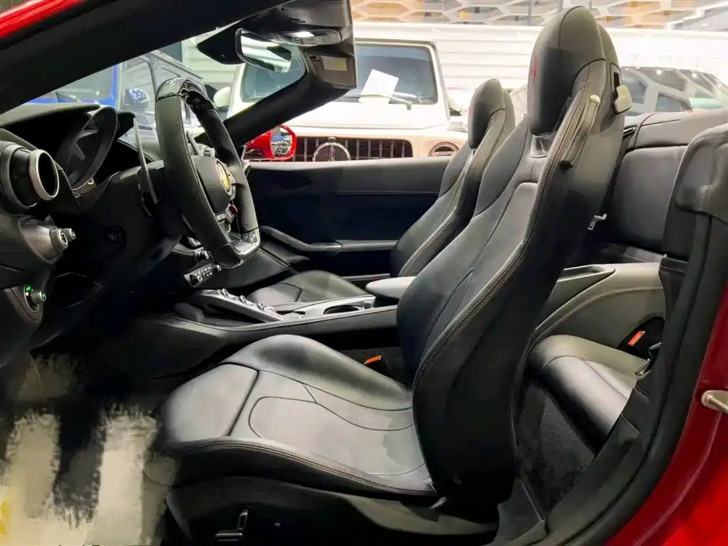 Ferrari Portofino 2019 2018 Model 3.9T
