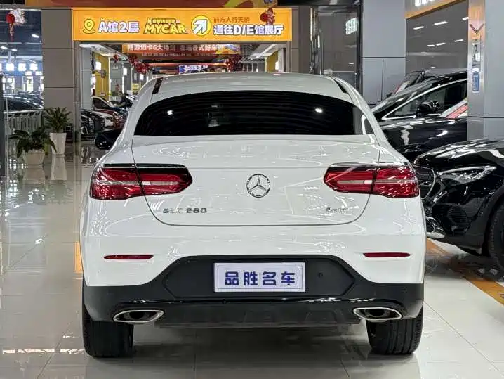 Mercedes-Benz GLC Coupe 2019 GLC 260 4MATIC Coupe SUV фото 5