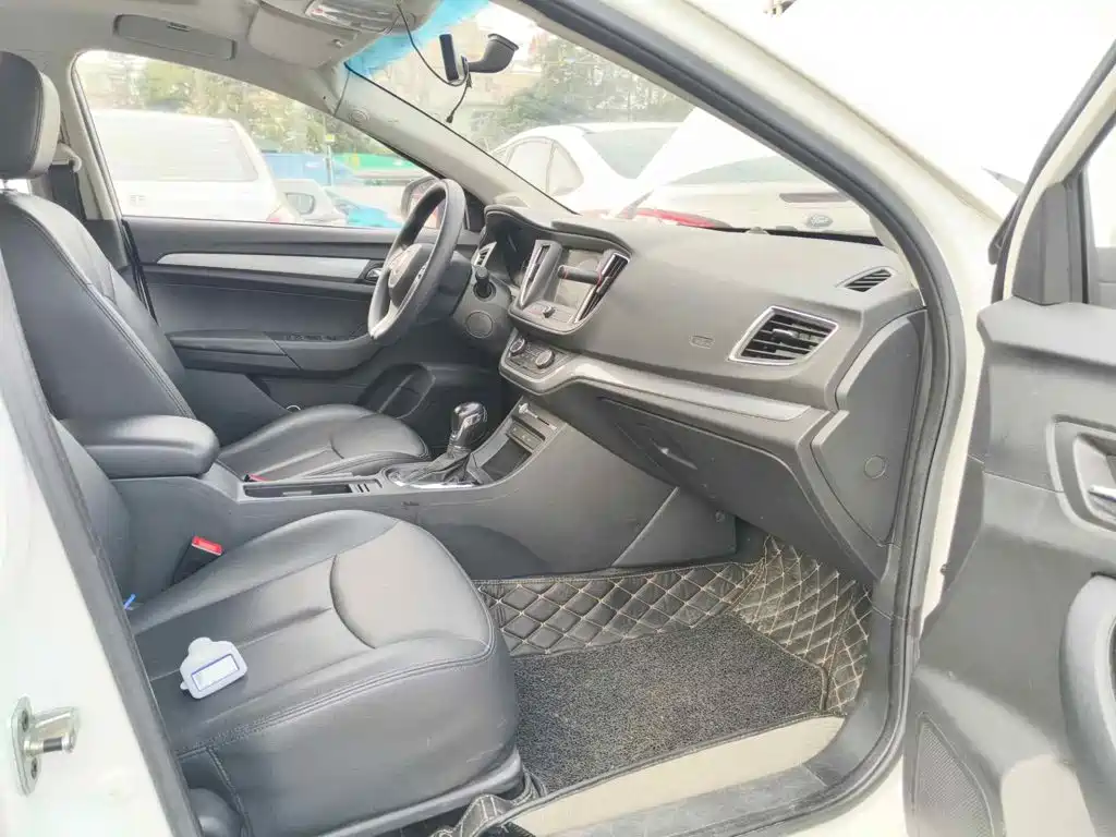 Roewe 360 2018 2018 PLUS 1.5L Automatic Exclusive Edition