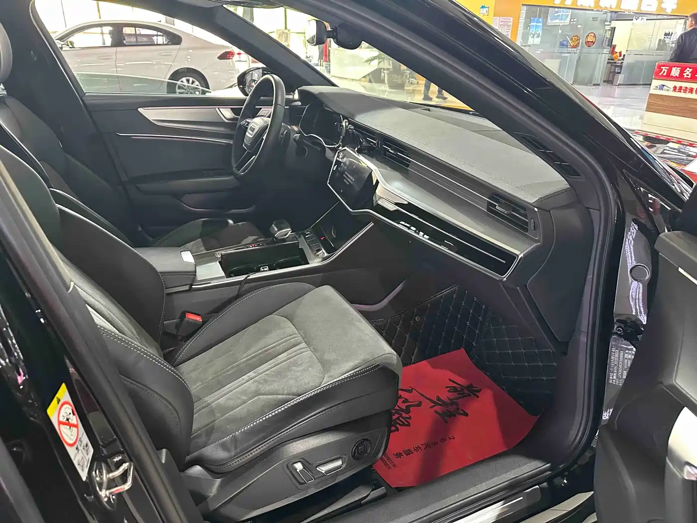Audi A6L 2023 40 TFSI Luxury Dynamic фото 14