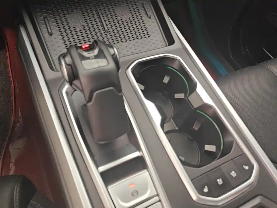 Tank 400 New Energy 2024 Hi4-T Off-Road Edition фото 16