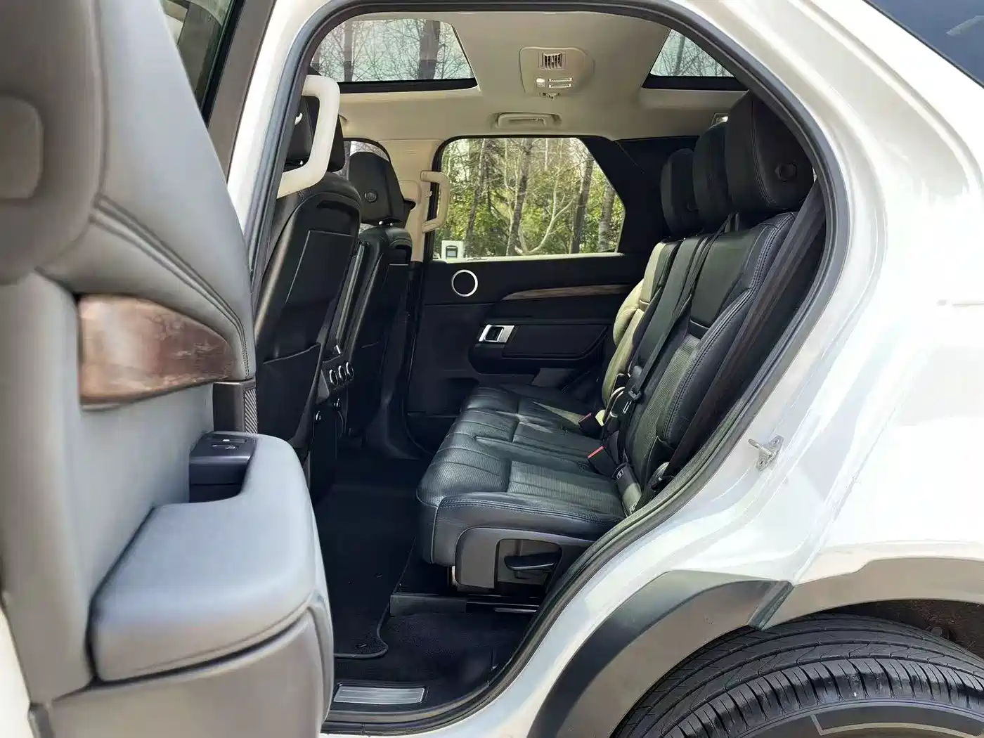 Land Rover Discovery 2018 3.0 SC V6 HSE фото 9