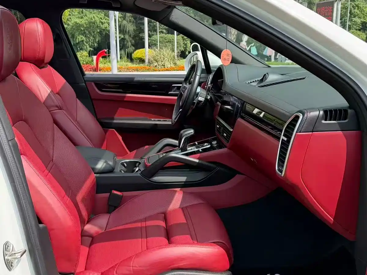 Porsche Cayenne 2019 Cayenne 3.0T фото 8
