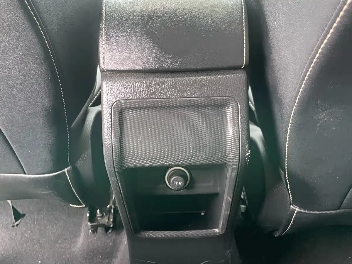 Škoda Kamiq 2022 1.5L Automatic Comfort Edition фото 24