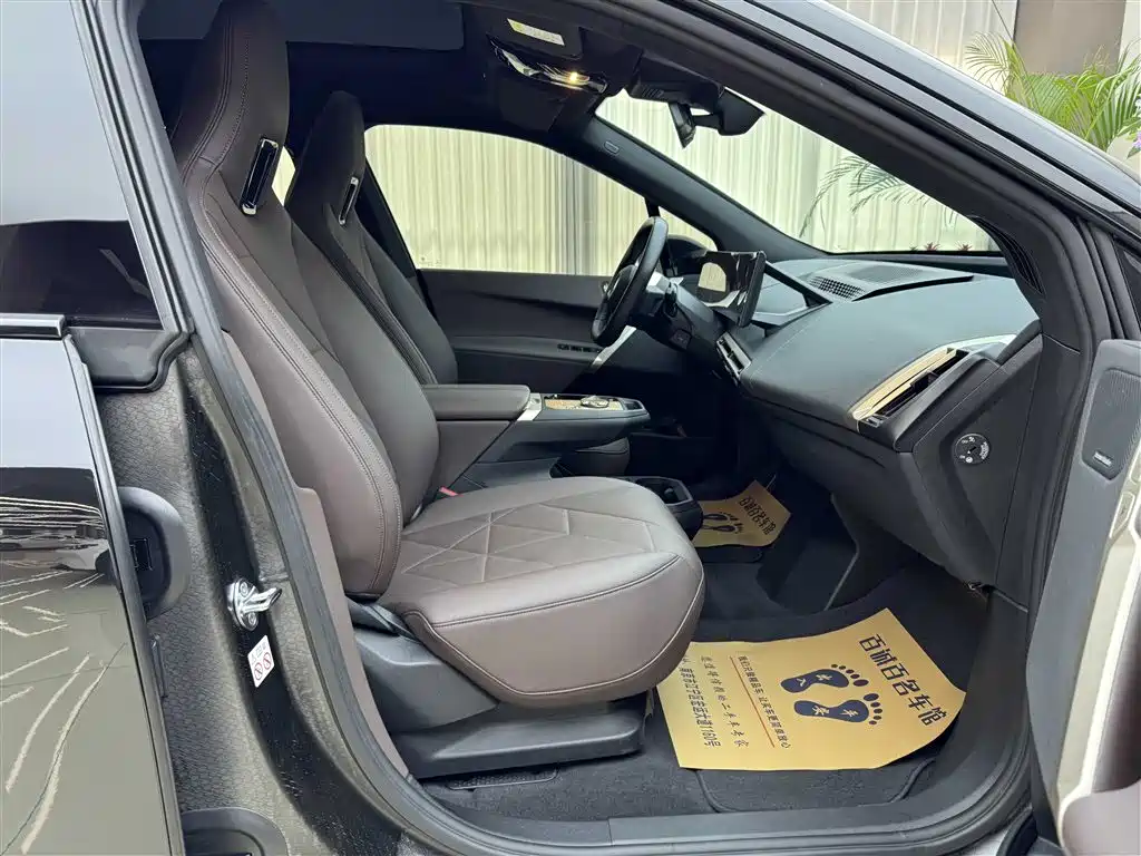 BMW iX 2022 xDrive40 фото 10