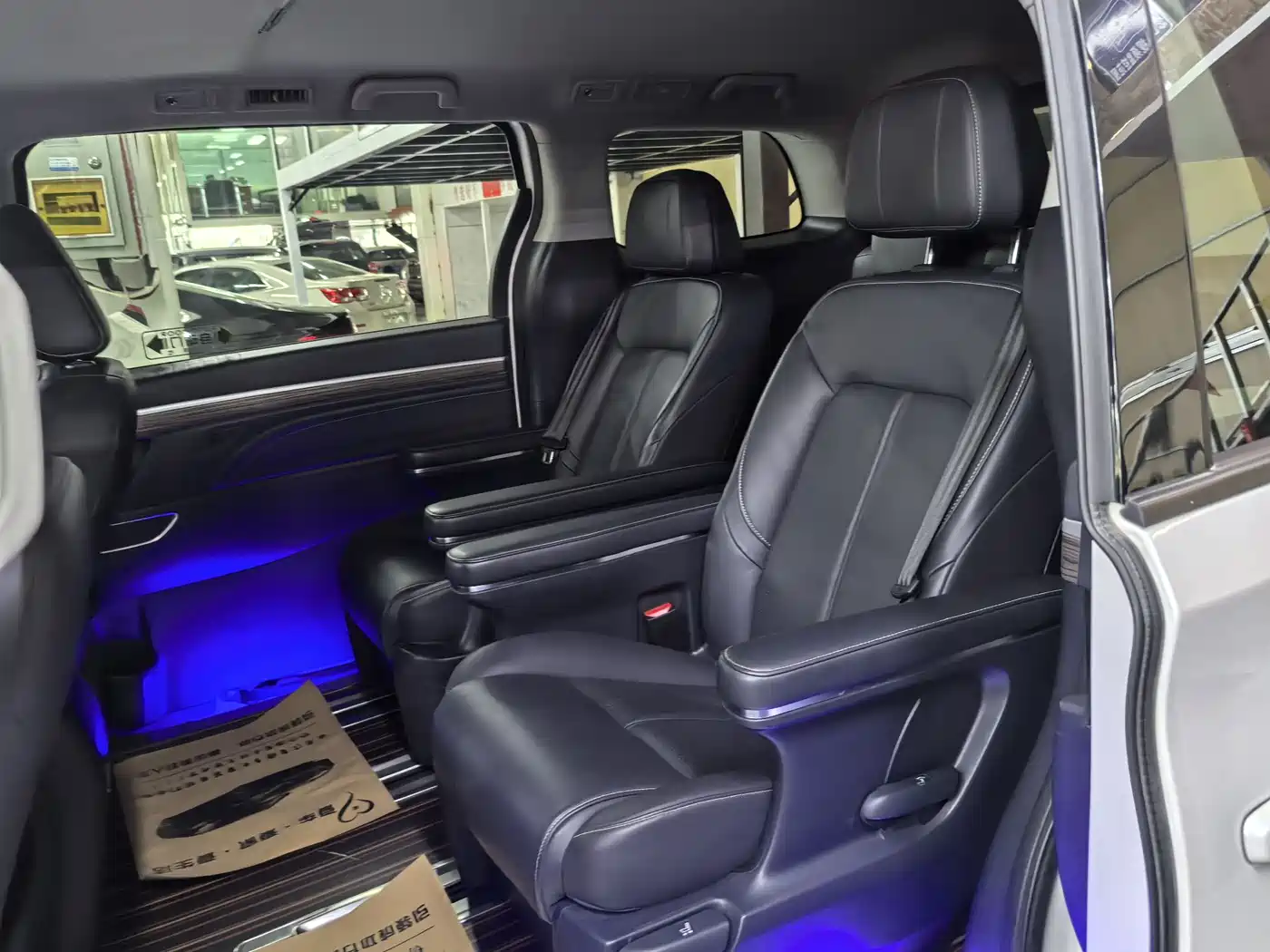 GAC Trumpchi Trumpchi M8 2021 Leading Show Series 390T Luxury Edition фото 9