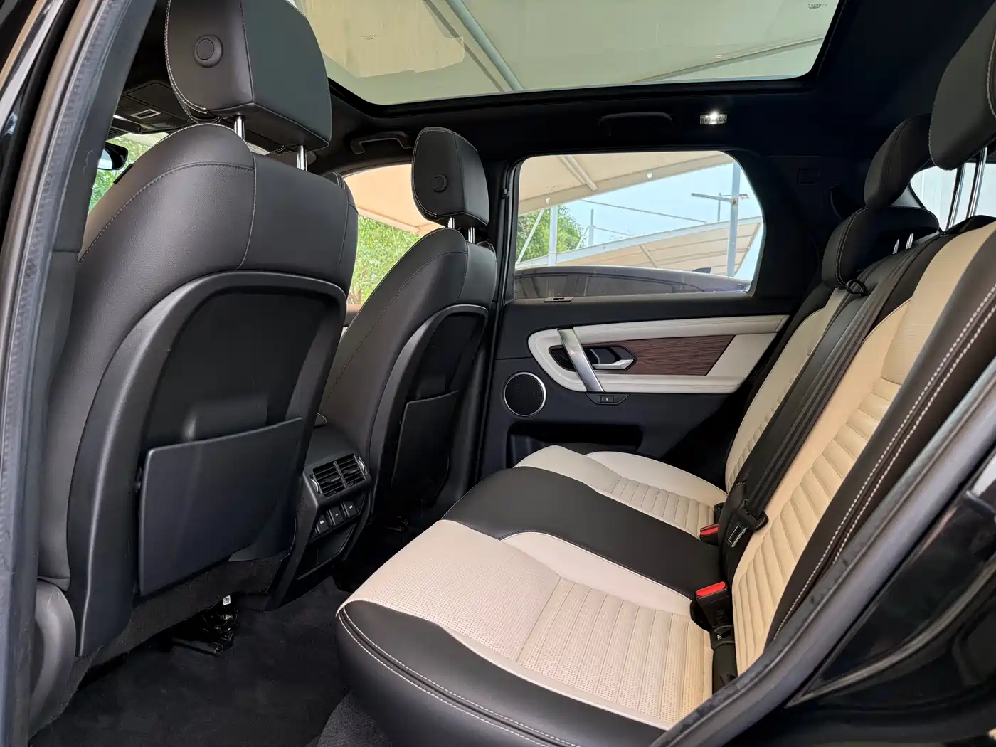 Land Rover Discovery Sport 2023 249PS R-Dynamic SE Performance Technology Version фото 10