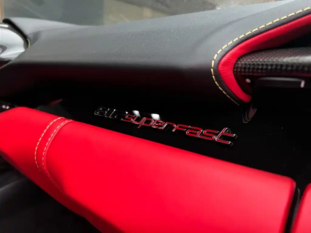 Ferrari 812 2019 2017 6.5L Superfast