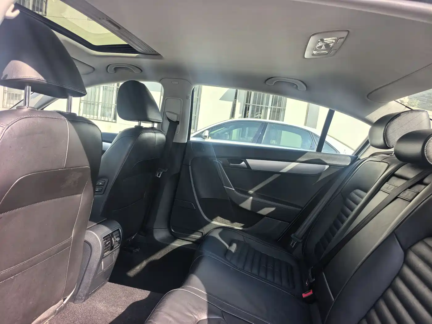 Volkswagen Magotan 2015 1.8TSI Leading фото 12