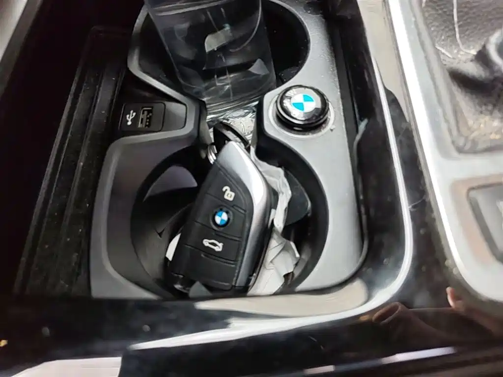 BMW 1 Series 2020 Model 120i M Sport Package фото 9