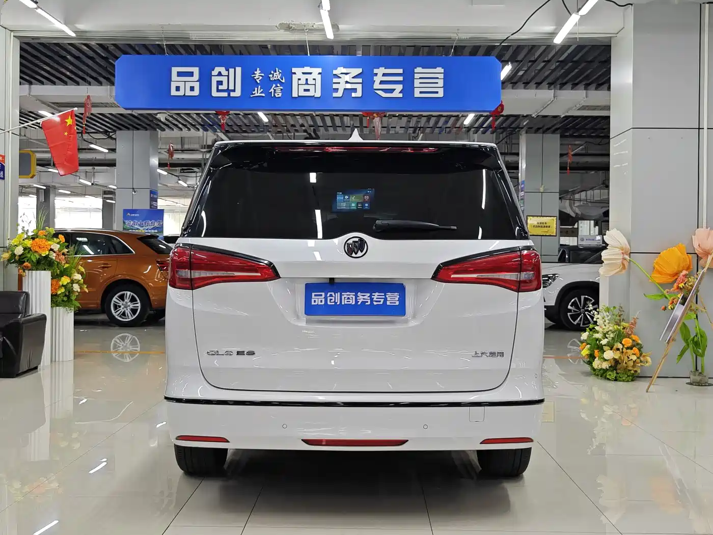 Buick GL8 2018 ES 28T Premium Type China VI фото 8
