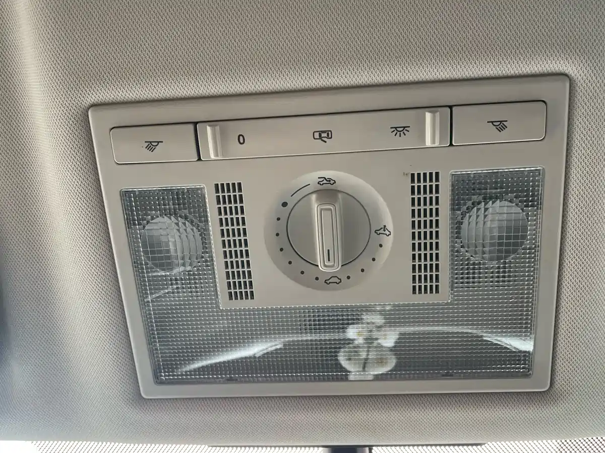 Škoda Kamiq 2022 1.5L Automatic Comfort Edition фото 12