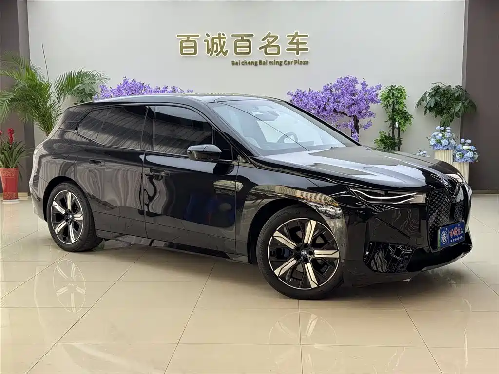 BMW iX 2022 xDrive40 фото 4