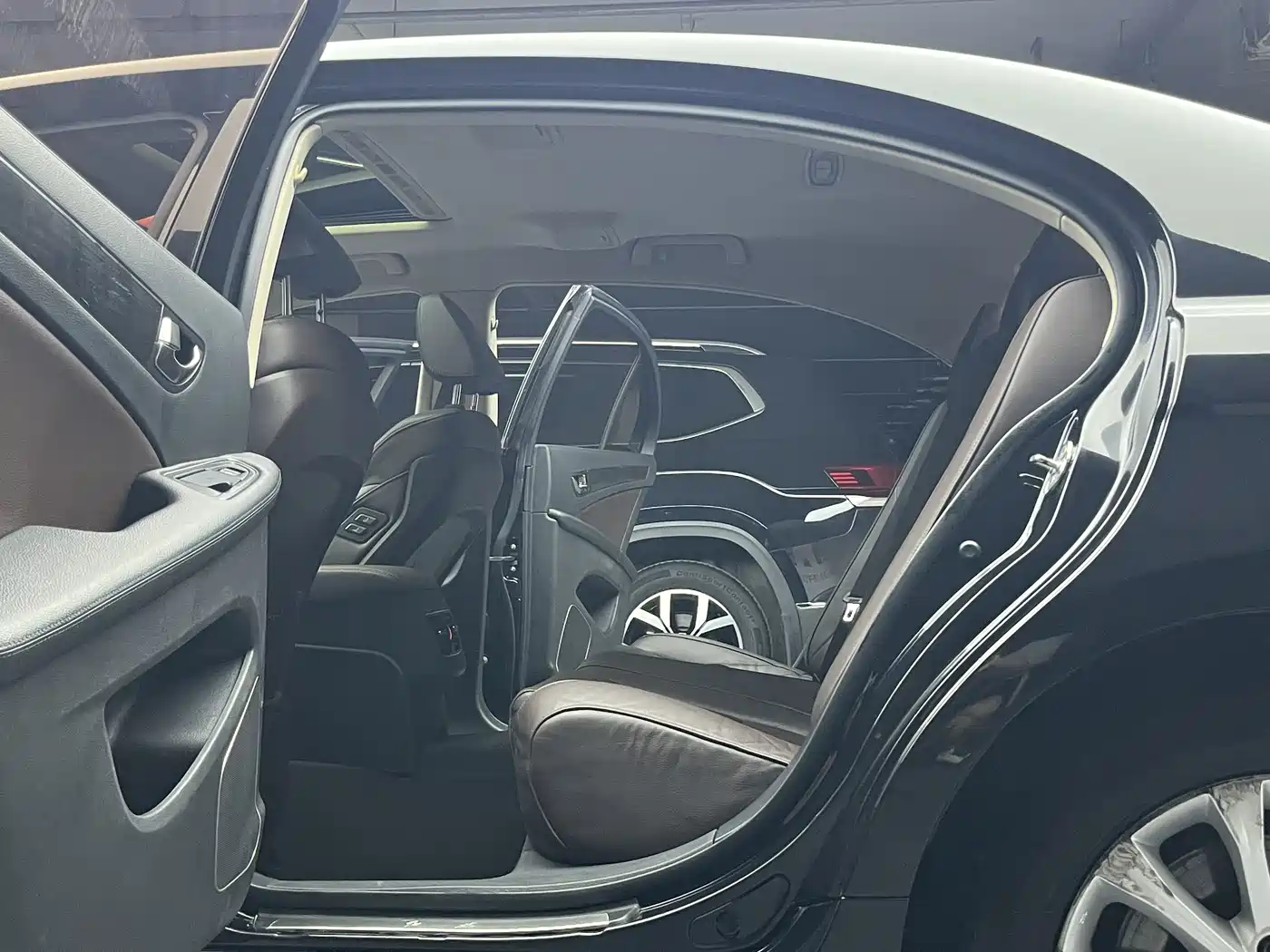 Hongqi H7 2017 1.8T Luxury фото 12