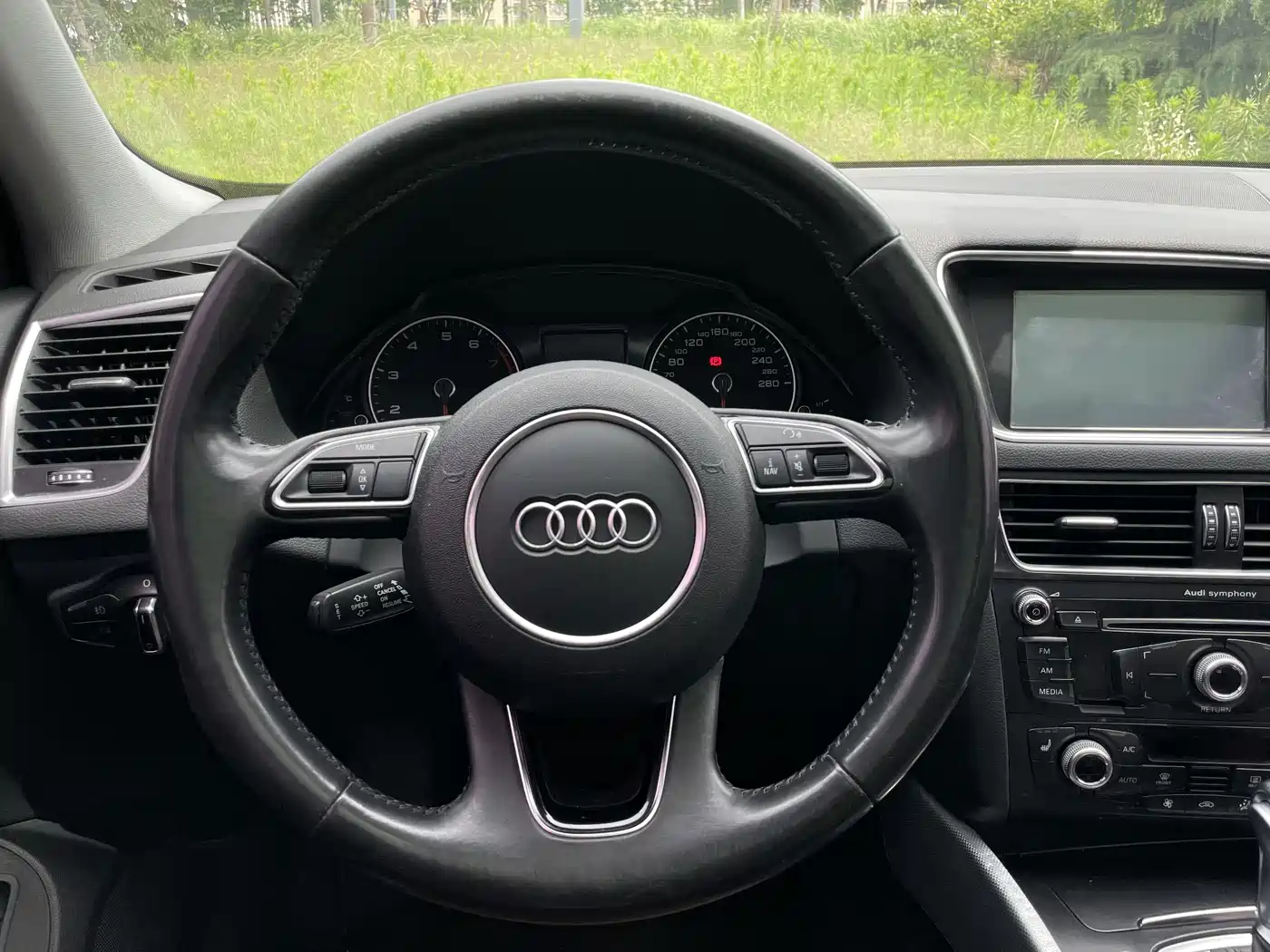 AUDI Q5