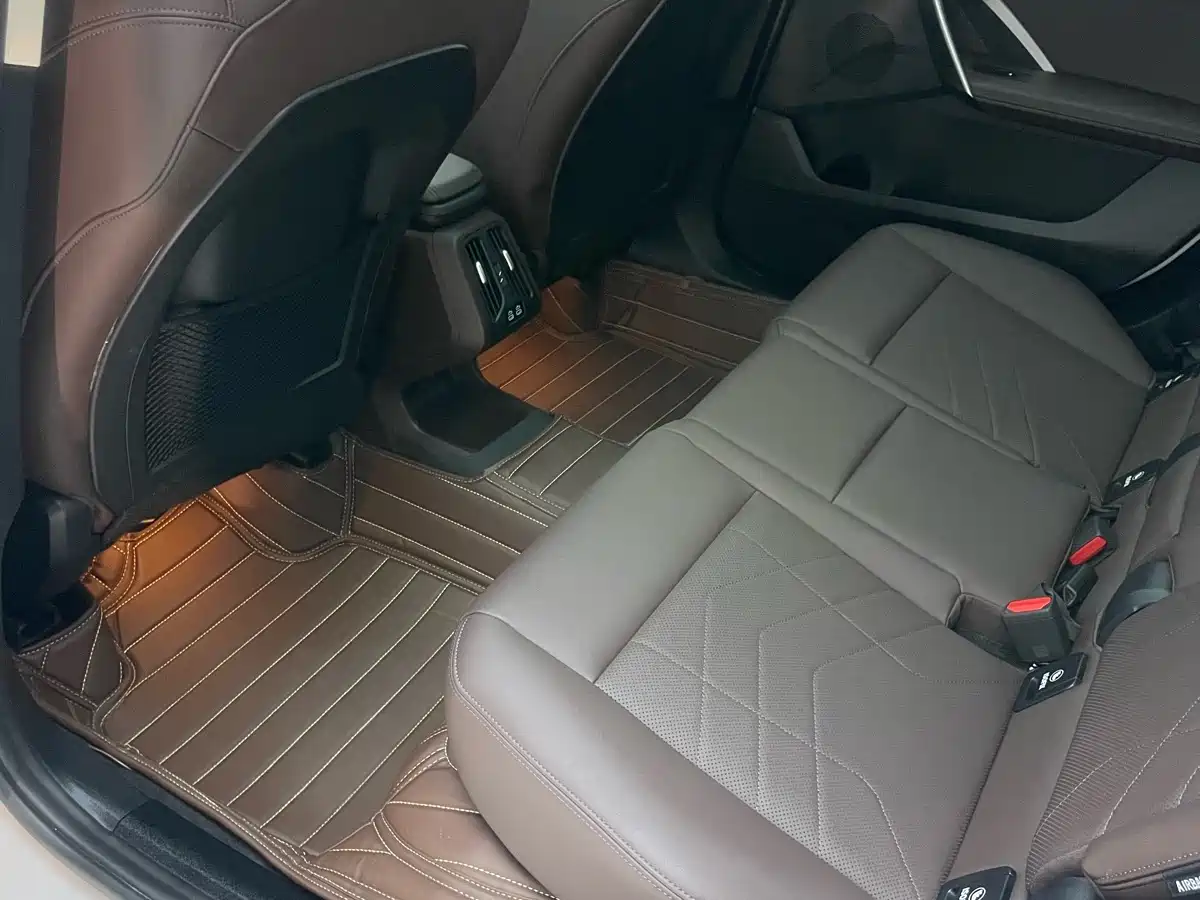 BMW X1 2023 sDrive20Li X Design Package фото 21