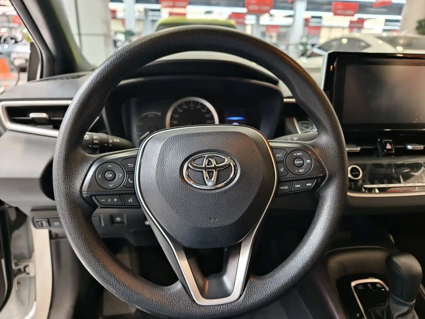 Toyota Levin 2021 Dual Engine 1.8H E-CVT Luxury Edition фото 3