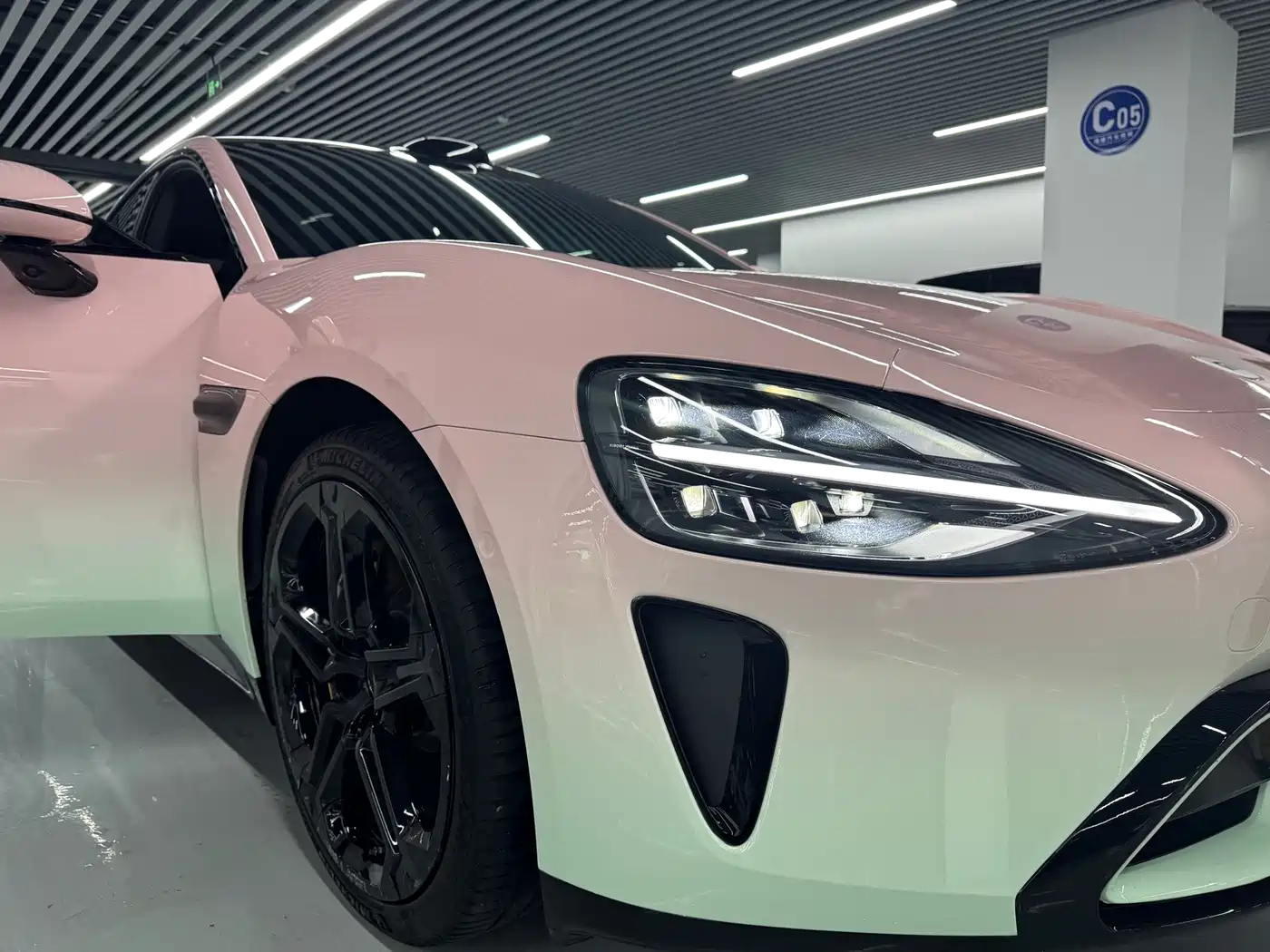 XIAOMI CAR XIAOMI SU7