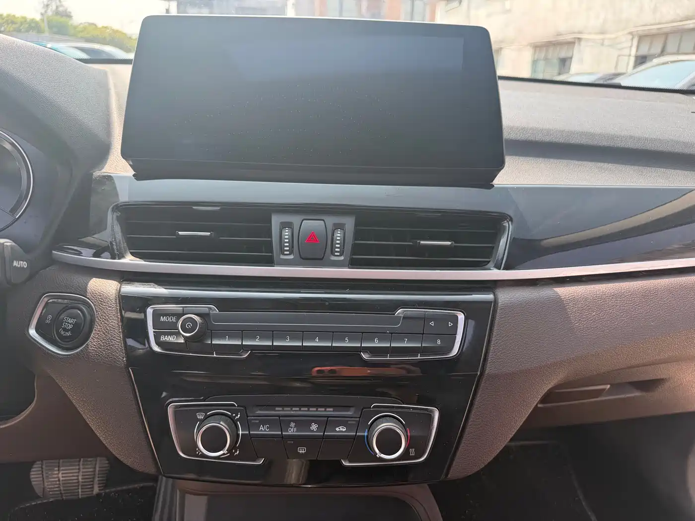 BMW X1 2022 sDrive20Li Premium фото 15