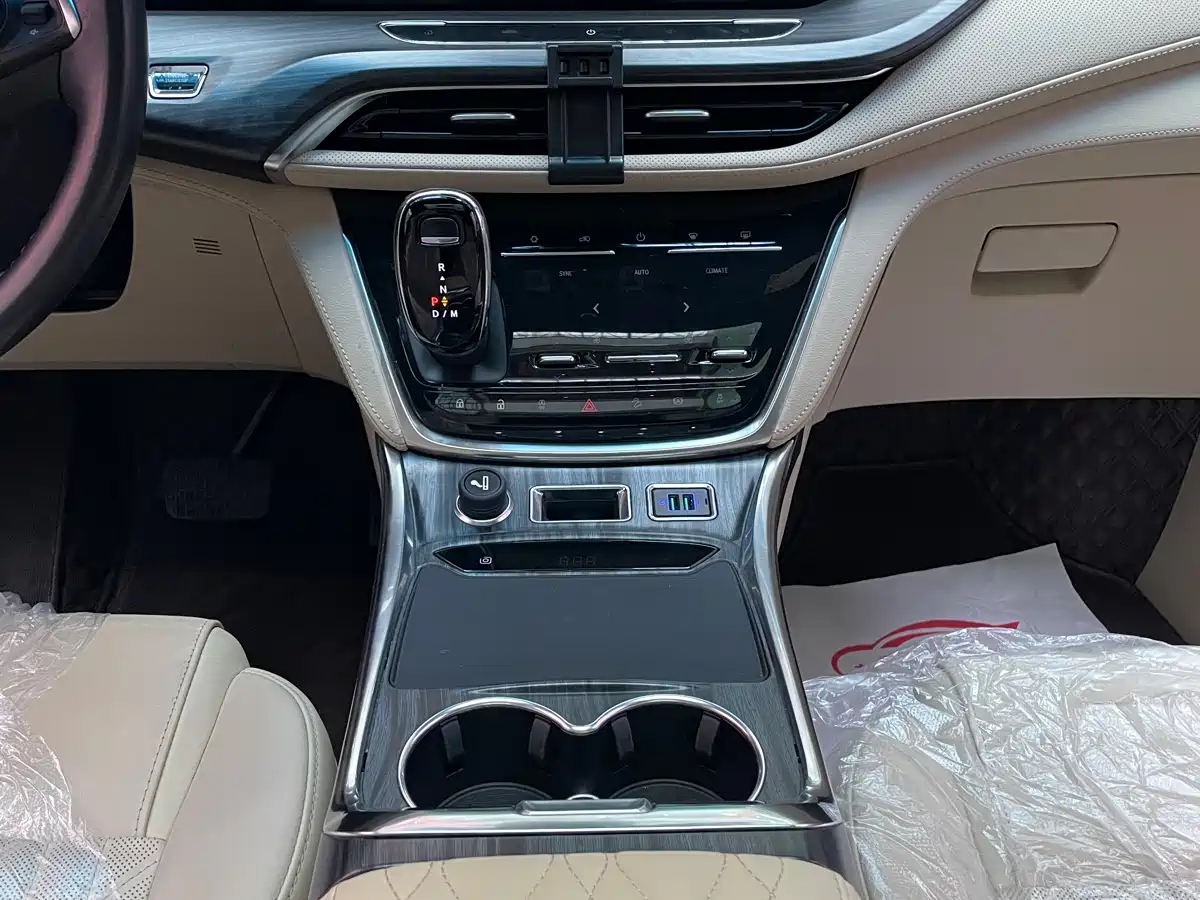 Buick GL8 2022 ES Landmark 653T Flagship фото 16