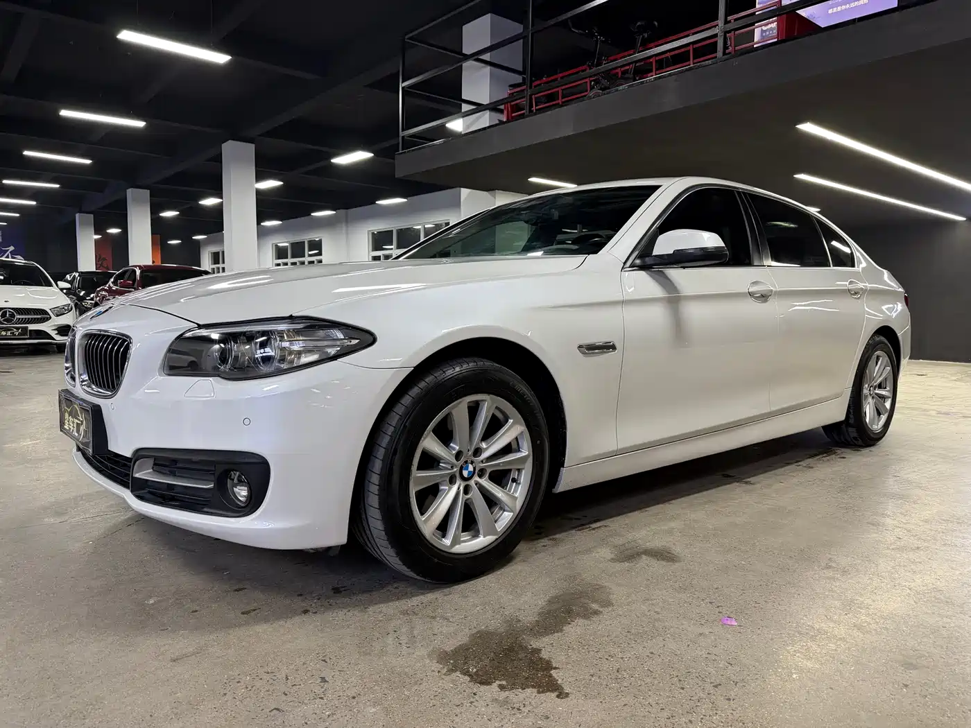 BMW 5 Series 2017 520Li Classic Edition