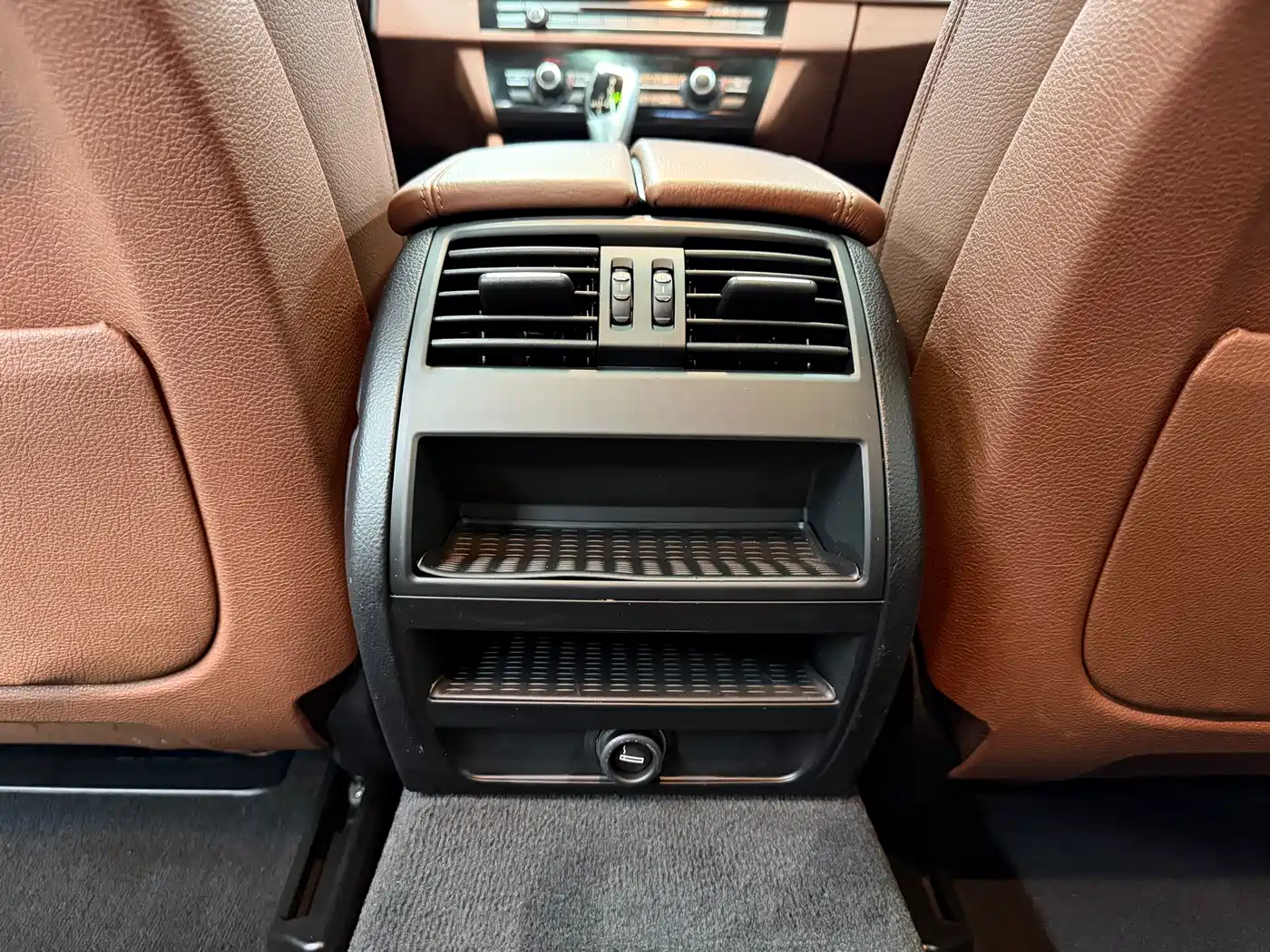 BMW 5 Series 2017 520Li Classic Edition фото 20