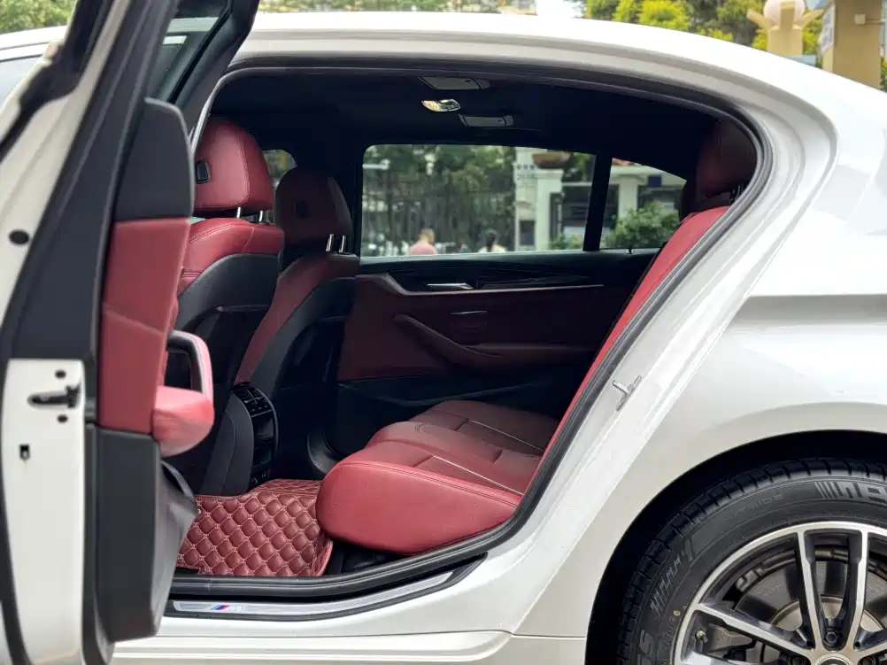 BMW 5 Series 2022 525Li M Sport Package фото 5