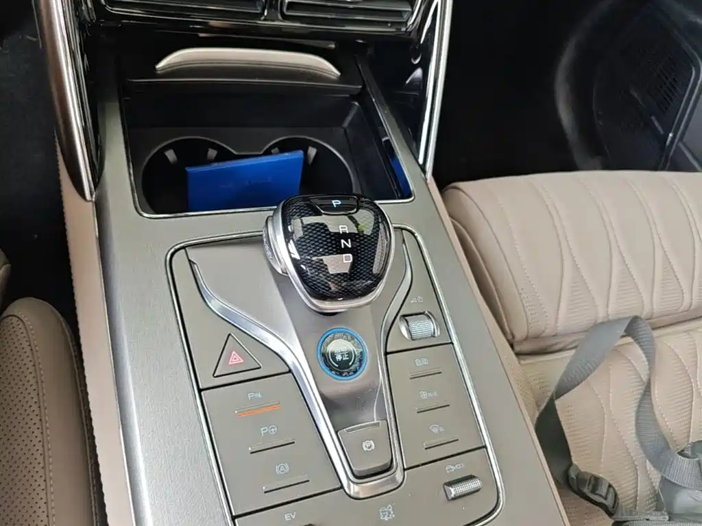 BYD Tang New Energy 2025 Smart Driving Edition DM-i 115KM Flagship фото 14