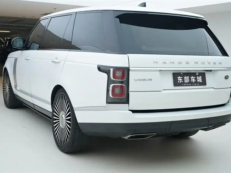 Land Rover Range Rover 2018 3.0 SC V6 Vogue Heritage Edition фото 4