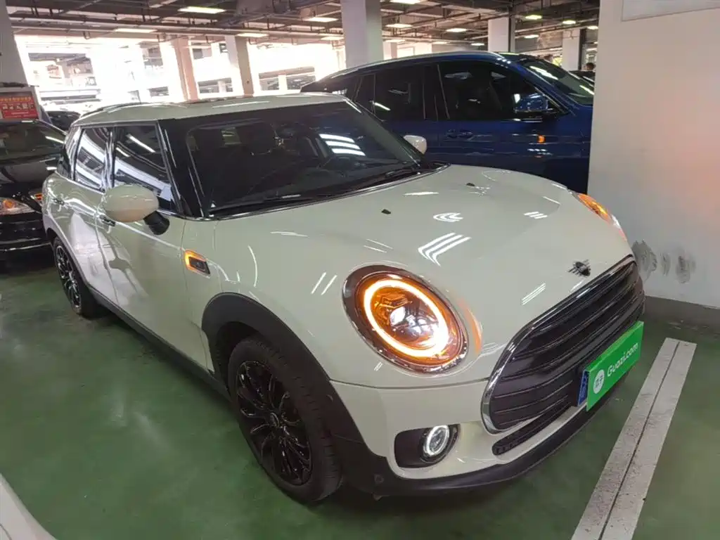 MINI CLUBMAN
