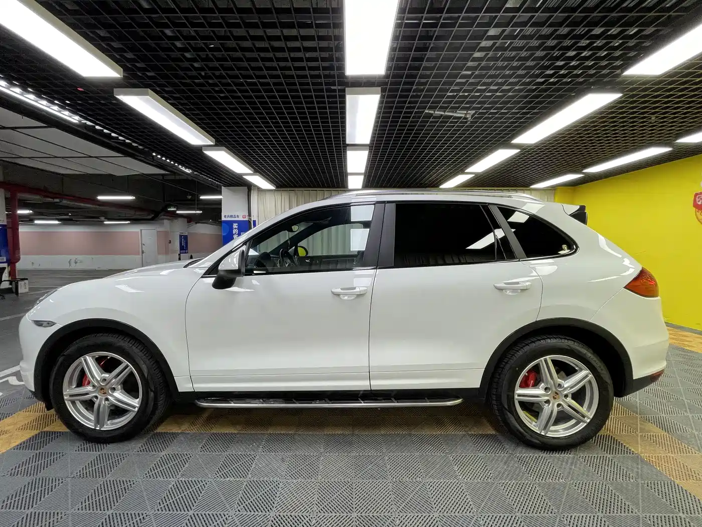 Porsche Cayenne 2011 Cayenne 3.0T фото 13