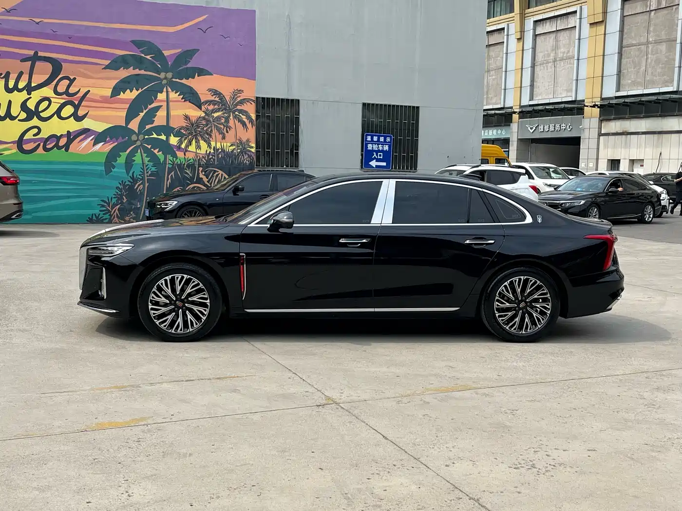 Hongqi H5 2024 2.0T Automatic Smart Connect Flag Smooth Edition фото 3