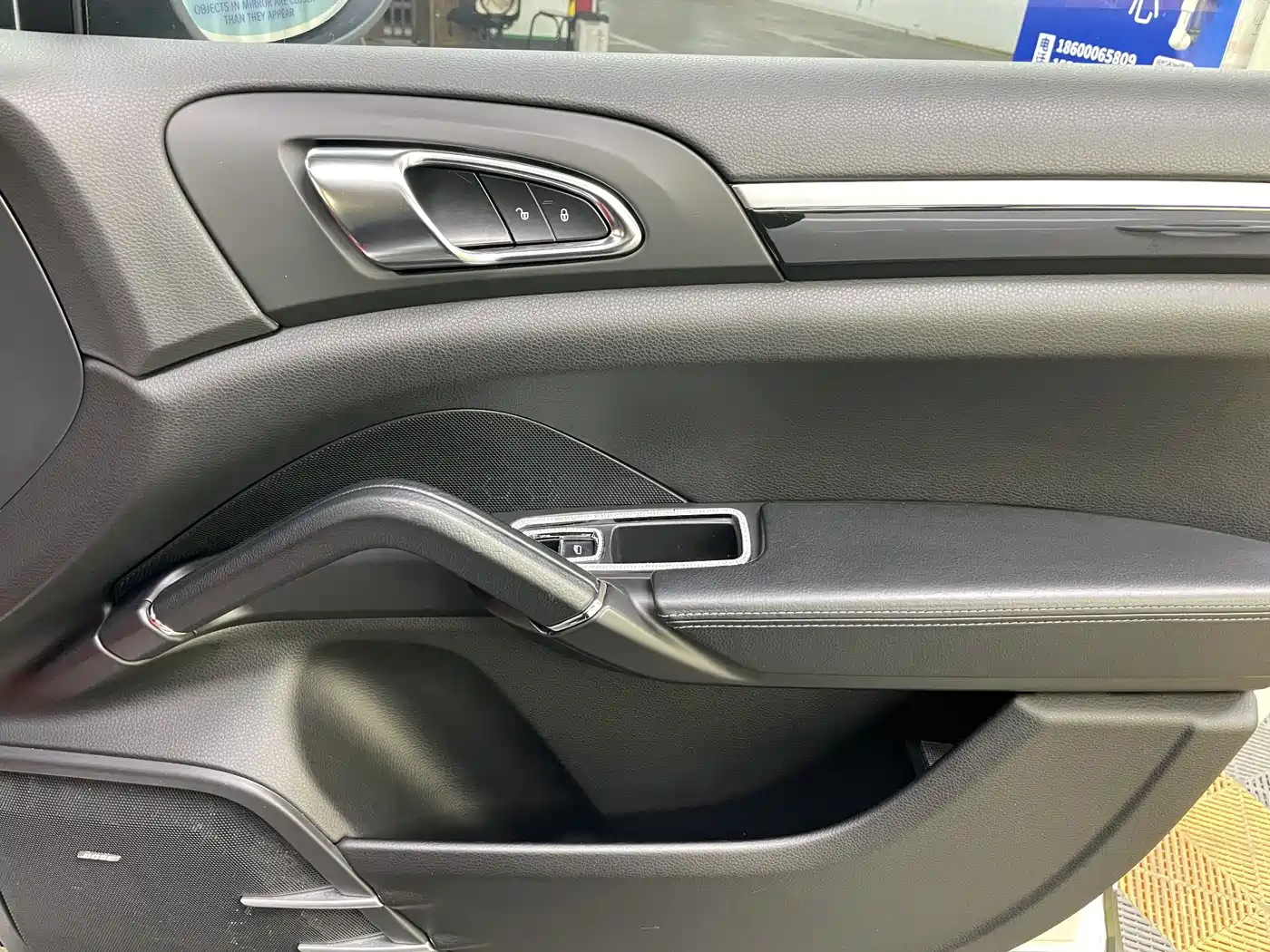 Porsche Cayenne 2011 Cayenne 3.0T фото 23