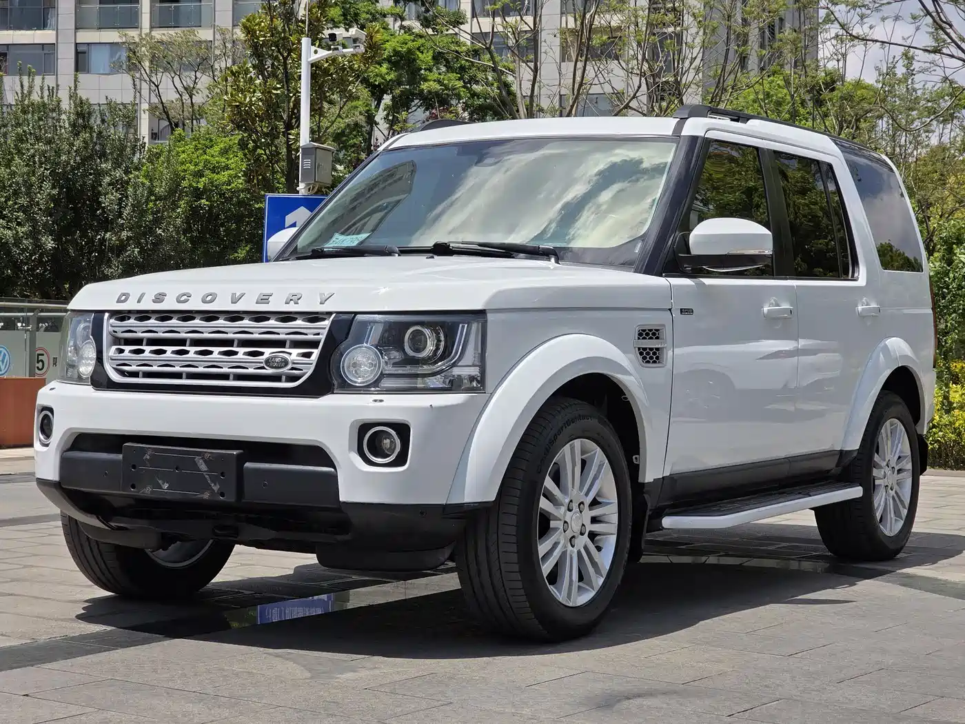 Land Rover Discovery 2016 3.0 SC V6 HSE