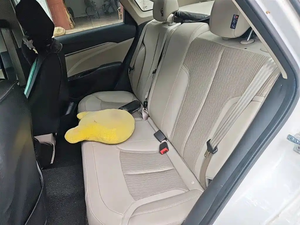Buick Excelle 2016 15N Automatic Elite фото 13