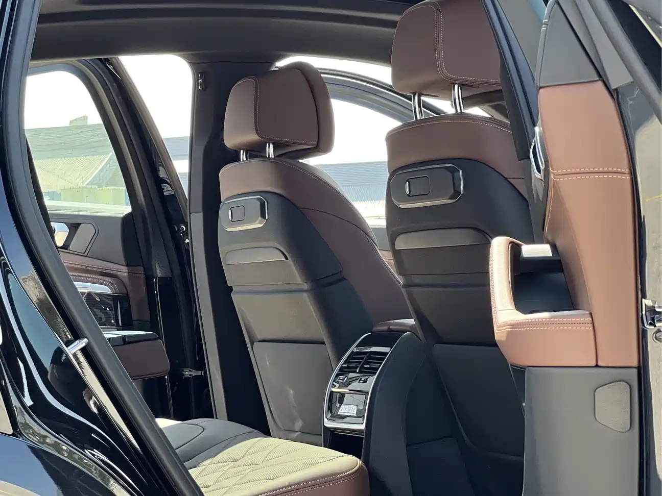 BMW X6 2023 xDrive40i Premium M Sport Package фото 7