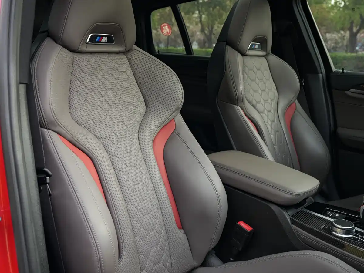 BMW X4 M 2019 X4 M Competition фото 15