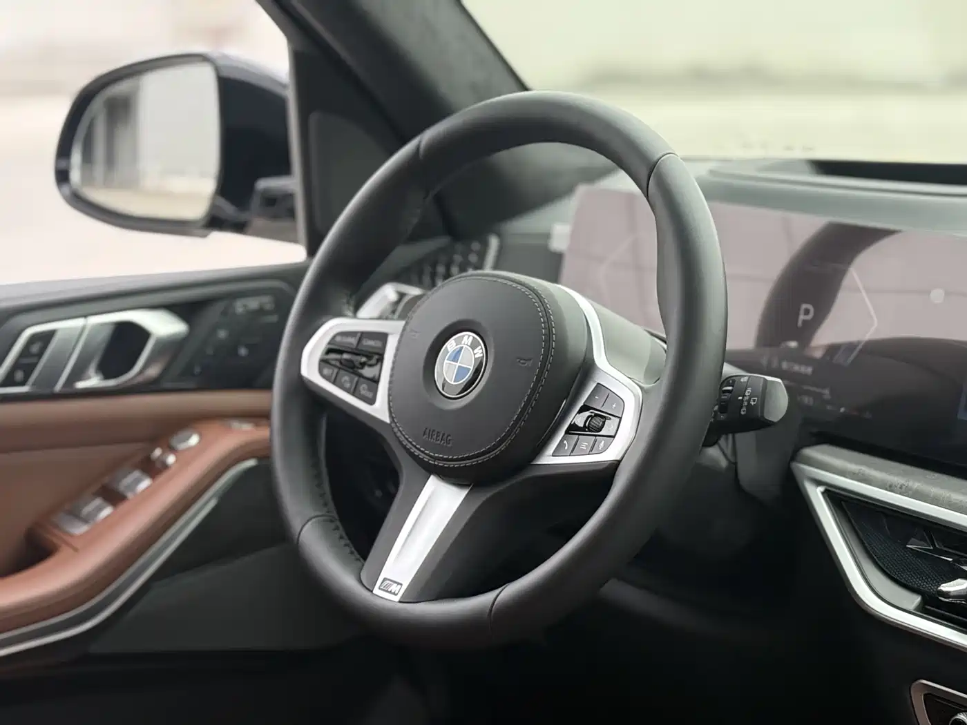 BMW X7 2023 xDrive40i Exclusive M Sport Package фото 9