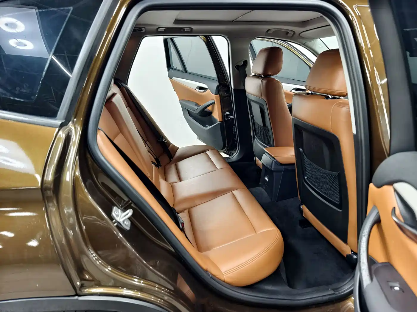 BMW X1 2014 sDrive18i Fashion Edition фото 16