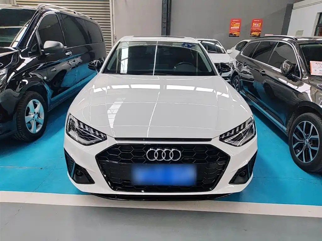 Audi A4L 2022 40 TFSI Luxury Dynamic фото 3