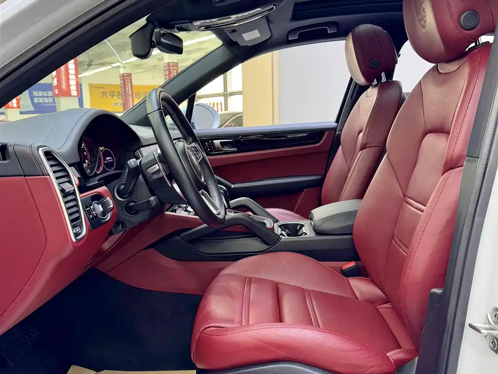PORSCHE CAYENNE NEW ENERGY