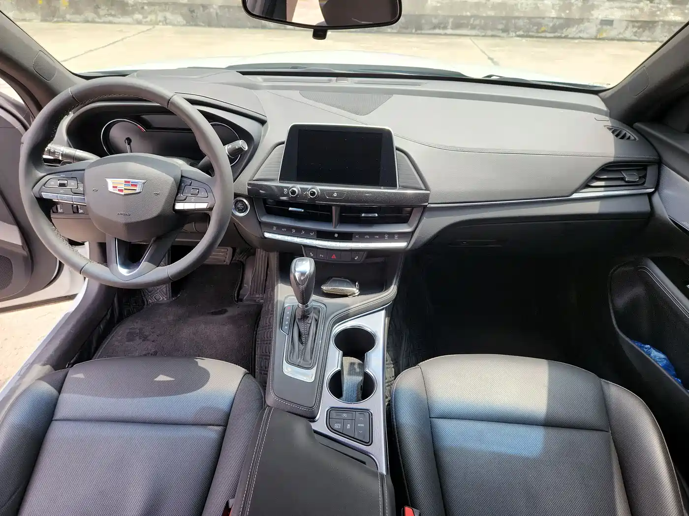 CADILLAC CT4