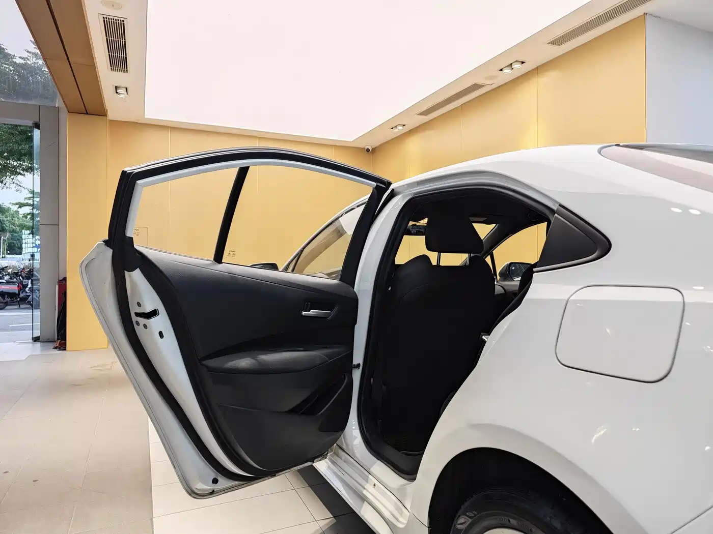 Toyota Levin 2022 TNGA 1.5L CVT Progressive Edition фото 21
