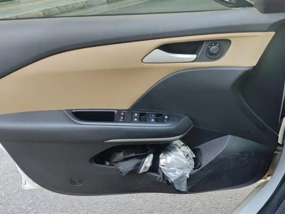 Chevrolet Monza 2020 320 Auto Comfort Edition фото 7