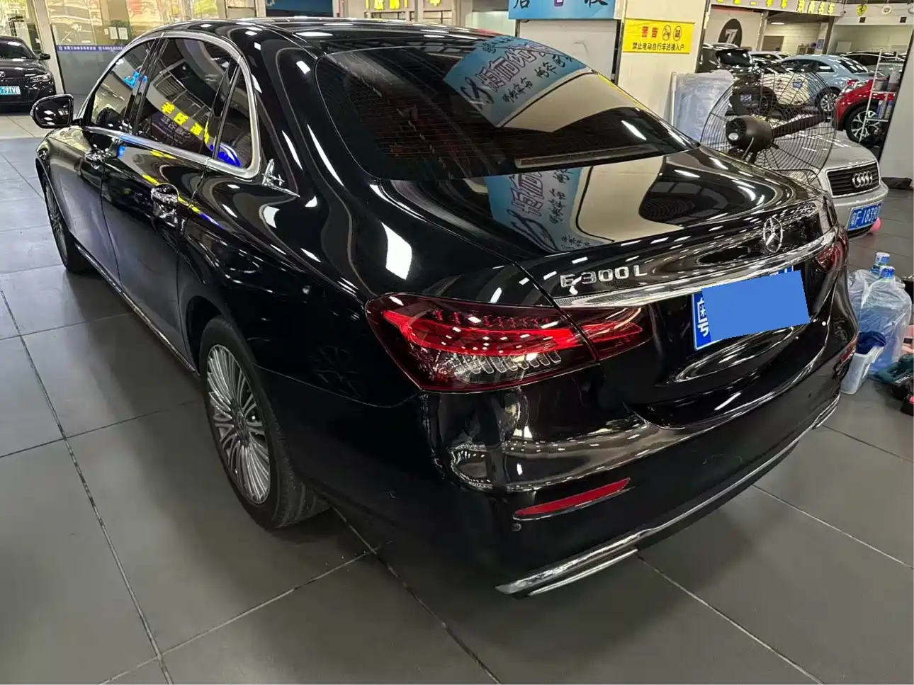 MERCEDES-BENZ E CLASS